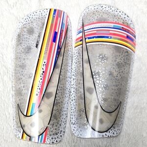 Men's Nike CR7 Mercurial Lite Level Up Shin Guards
